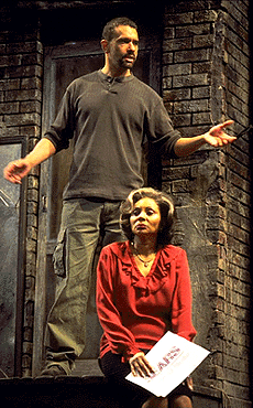 Leslie Uggams with Brian Stokes Mitchell in King Hedley II